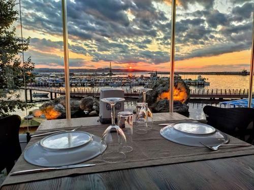 Lotus Restaurant & Home