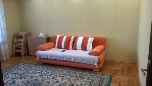 Garden Apartment 27