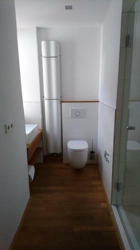 Kmh Apartment