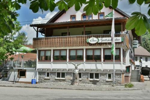 Apartamento Ferienwohnung Im G�stehaus Adler Albtal
