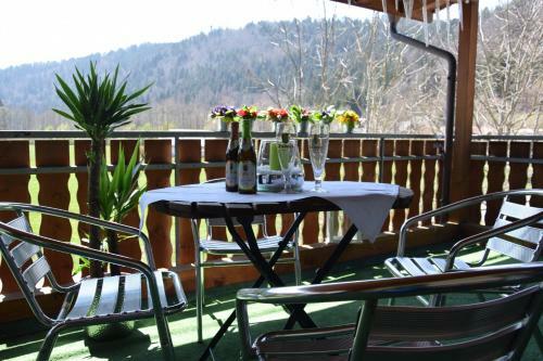 Apartamento Ferienwohnung Im G�stehaus Adler Albtal
