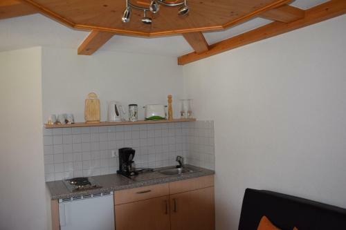 Apartamento Ferienwohnung Im G�stehaus Adler Albtal
