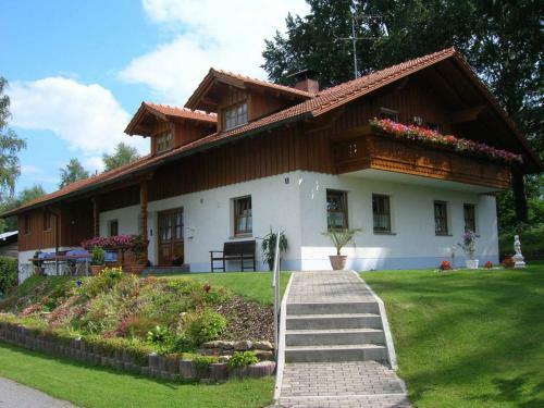 Apartamentos Ferienwohnung Cornelia Frisch