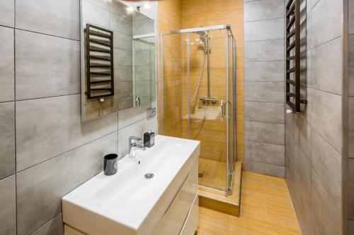 Alfa Apartments Halytska 9