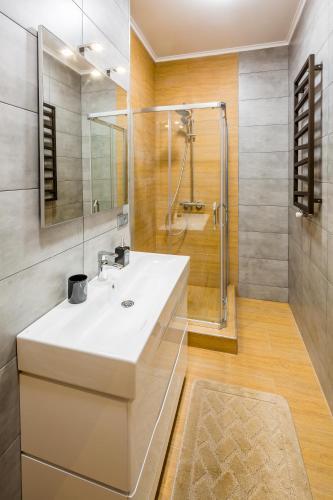Alfa Apartments Halytska 9