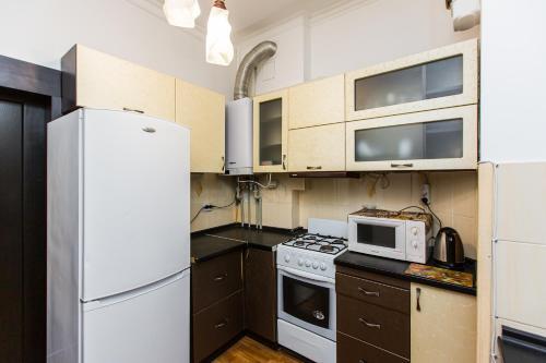 Apartment On Staroevreyska Street 17