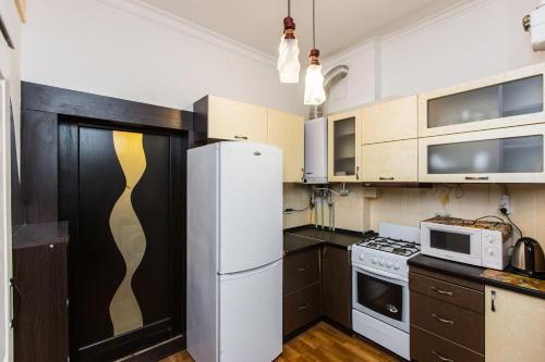 Apartment On Staroevreyska Street 17