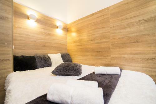 Smart Apartment On Filatova