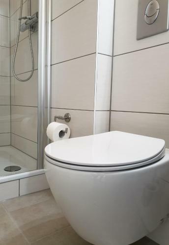 Apartamento Vm13: Meerblick + Balkon + 2019 Renoviert = Urlaub