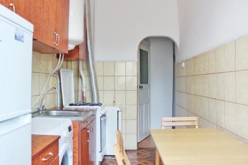 Apartments On Yaroslava Mudrogo Street 27