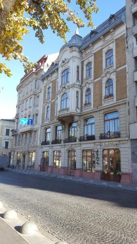Grand Lviv Apartment II (2 Of 3)