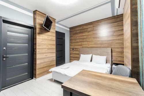 Balabana Red Apartment