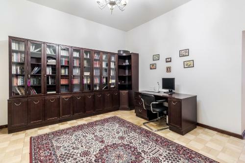 Doroshenka Antique Apartment