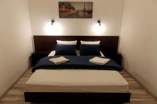 Apartment At Teodora Sqr