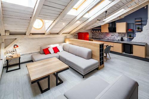 Apartamento Romari Rynok Sguare Vip