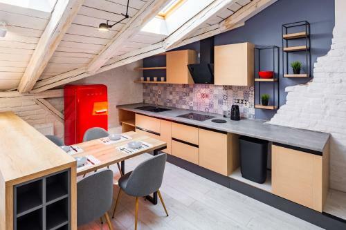 Apartamento Romari Rynok Sguare Vip