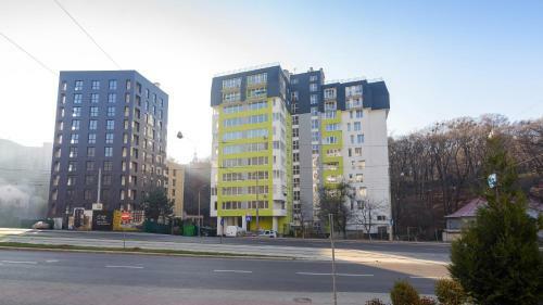Colored Balloons - 3 Bedrooms, 3 Bathrooms, Equipped Large Apartments