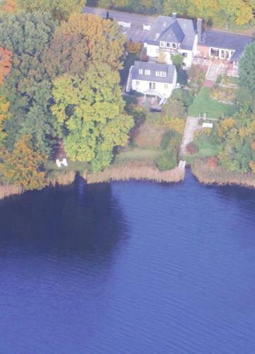 Ferienhaus Direkt Am Schmalensee