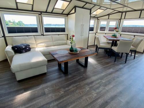 Island-dreams Hausboot Groth