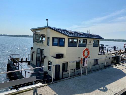 Island-dreams Hausboot Groth