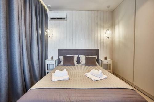 Gagarin Plaza Luxury Sea View Apartments