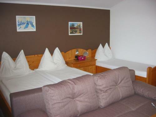 Bed & Breakfast G�stehaus Heidi