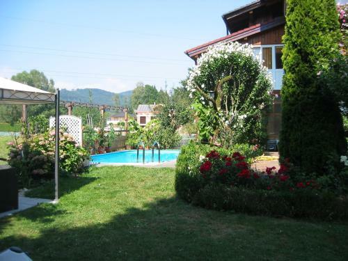 Bed & Breakfast G�stehaus Heidi