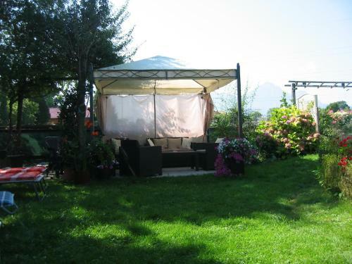 Bed & Breakfast G�stehaus Heidi