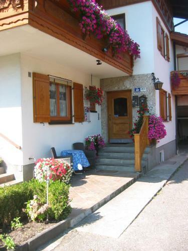 Bed & Breakfast G�stehaus Heidi