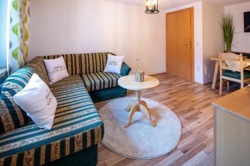 Hostal Gasthof Eiserne Hand
