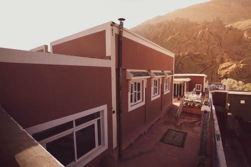 Hostal Monkey Fingers By Fatima Mellal
