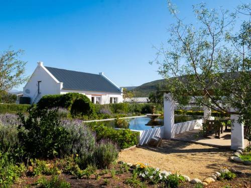 Hostal Sempurna Estate