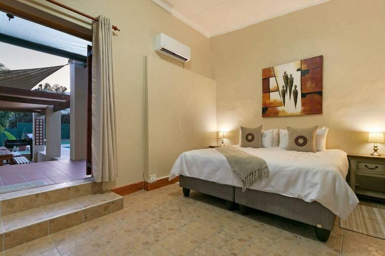 J's Audacious Living Montagu