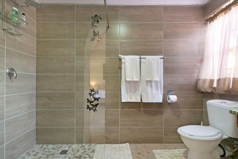 J's Audacious Living Montagu