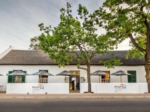 Hotel Montq Guesthouse