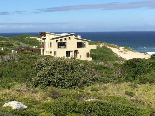 Oyster Bay Beach House