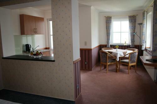 Hostal Pension Und Ferienwohnung Sch�tte