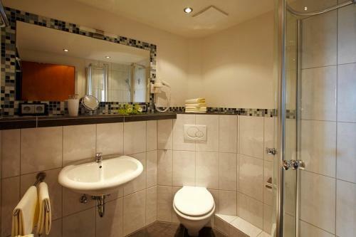 Hostal Pension Und Ferienwohnung Sch�tte