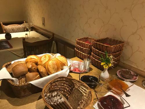 Hostal Pension Und Ferienwohnung Sch�tte