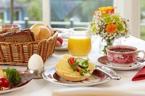 Hostal Pension Und Ferienwohnung Sch�tte