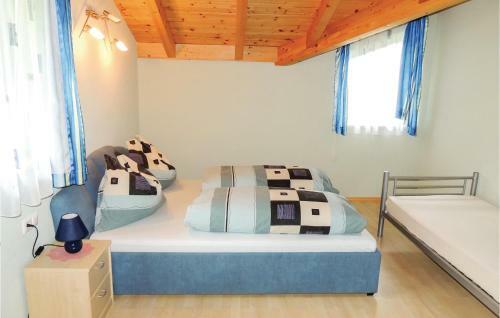 Apartment Stranach III