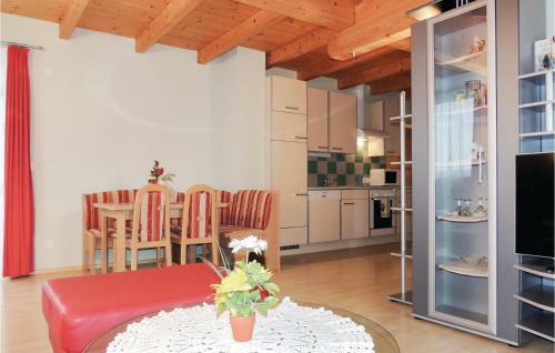 Apartment Stranach III
