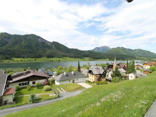 Holiday Home Bella Isa Weissensee