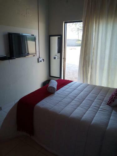 Hostal Rayon Guesthouse