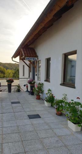 Mainstern Hotel