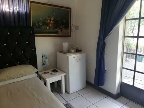Hostal Elephant Walk Guesthouse And Back Packers