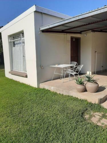 Hostal Delwers Rest Selfcatering Guesthouse Parys
