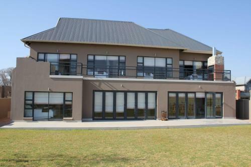 Hostal 313 Tarentaal Street Vaal De Grace