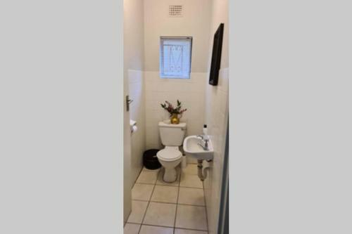 Spacious 5 Bedroom Family House With Pool And View