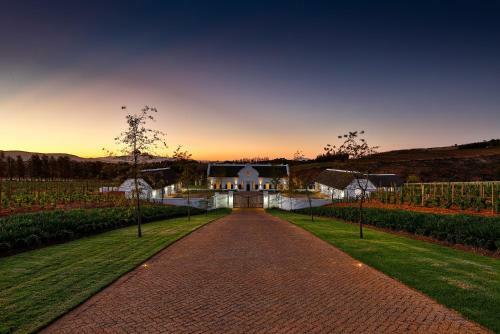 Hotel Brookdale Estate